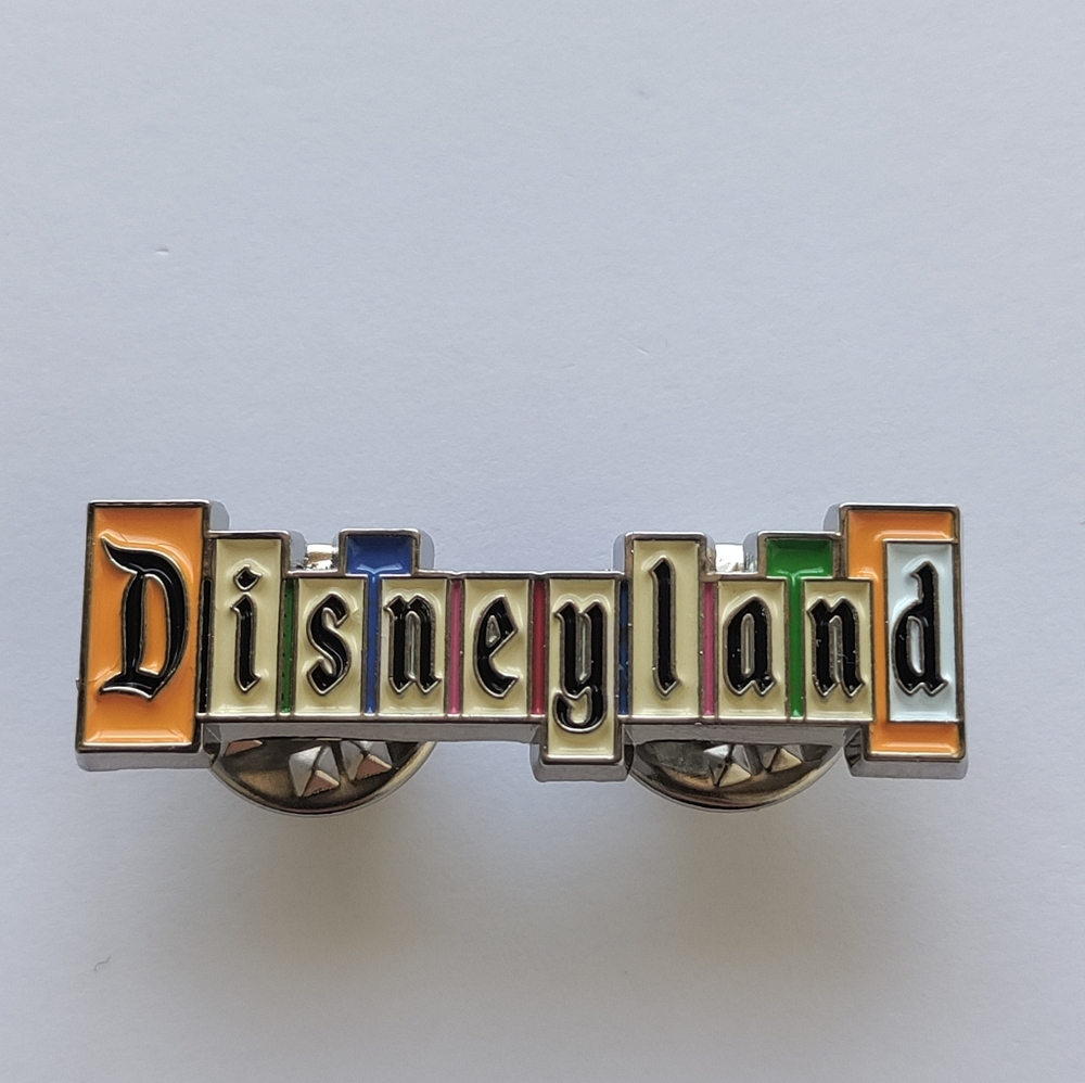 New Disneyland sign theme inspired enamel Lapel Pin
